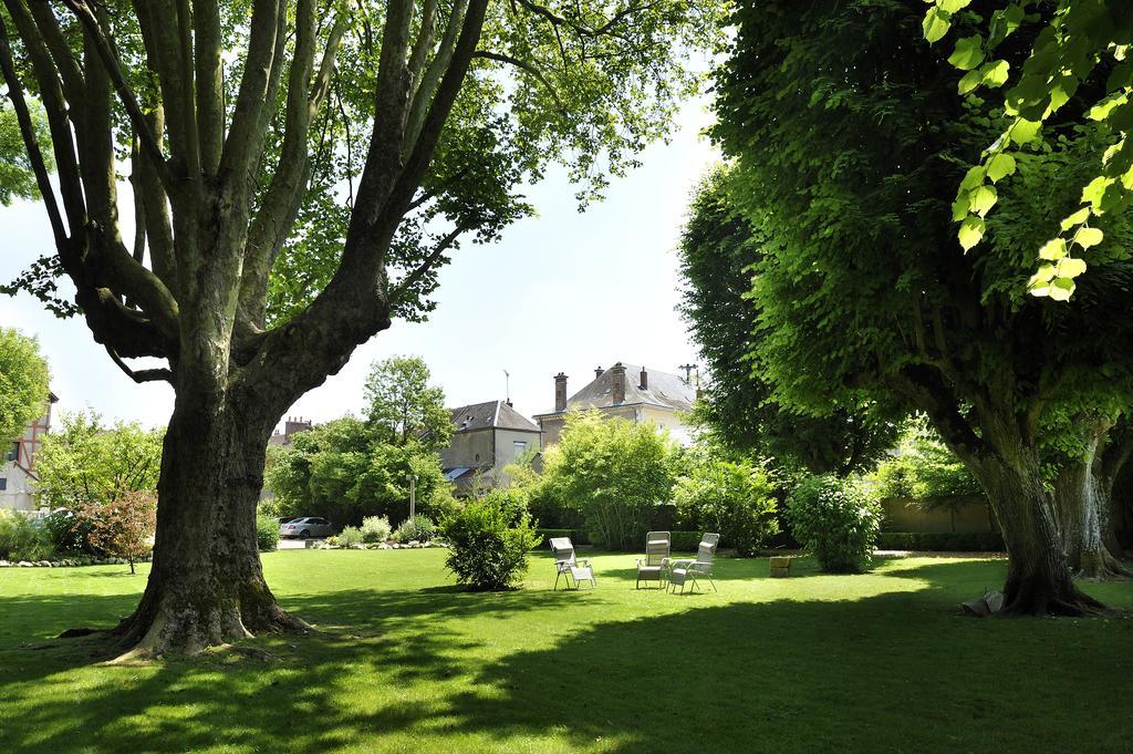 Le Saint-jacques Hotel