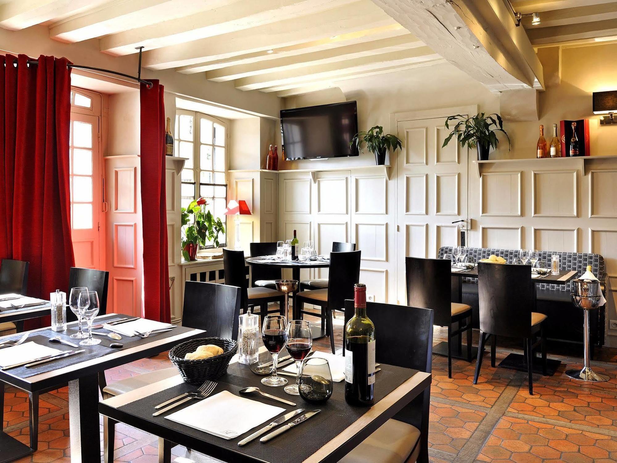 Hotel Le Saint-jacques 3*